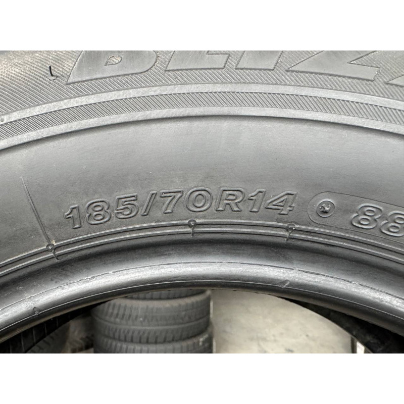 185/70 R14 BRIDGESTONE BLIZZAK VRX 7mm