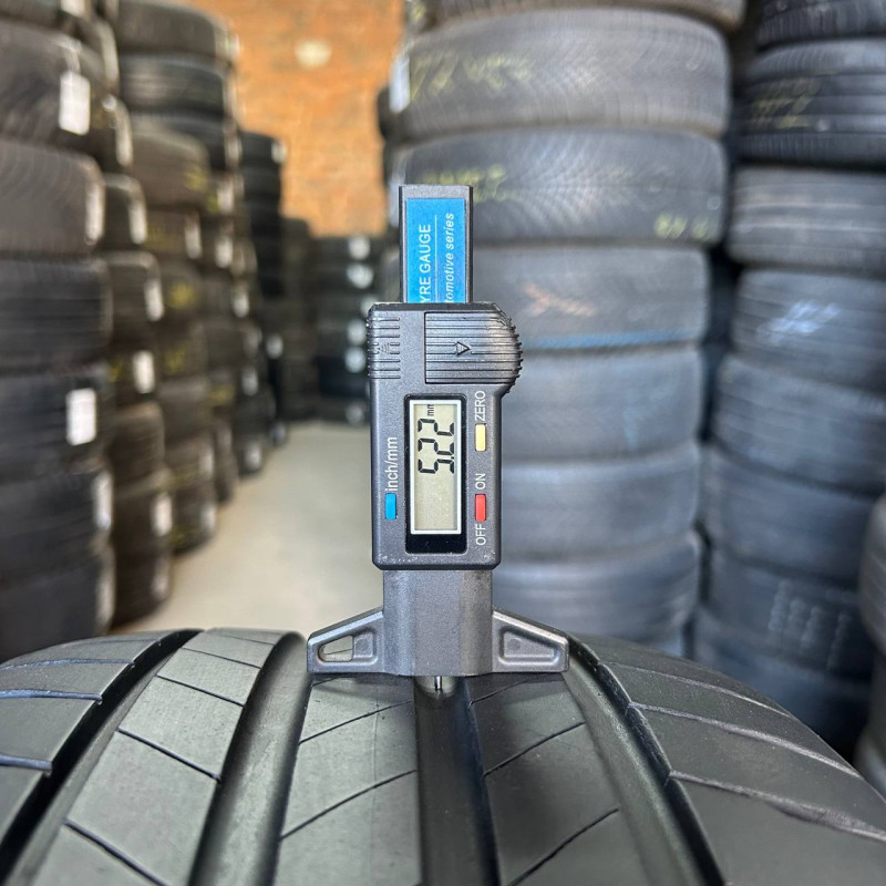 225/40 R18 BRIDGESTONE TURANZA T005 5mm