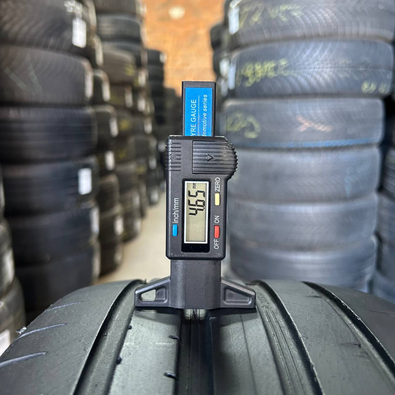 225/40 R18 DUNLOP SPORT MAXX RT2 4mm