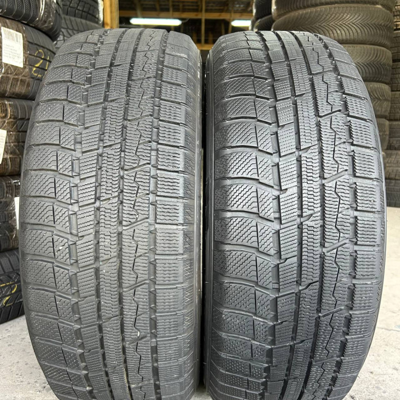 215/60 R17 TOYO WINTER TRANPATH TX 7mm