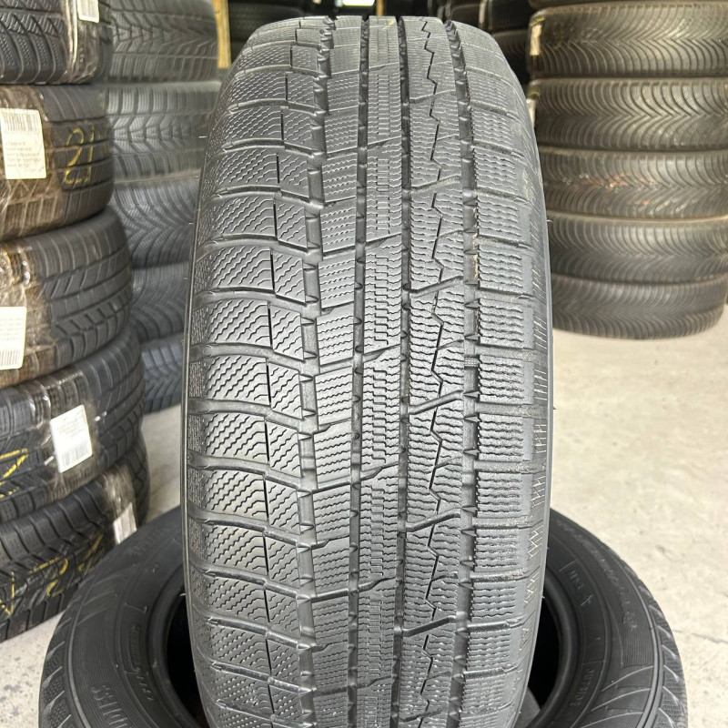 215/60 R17 TOYO WINTER TRANPATH TX 7mm