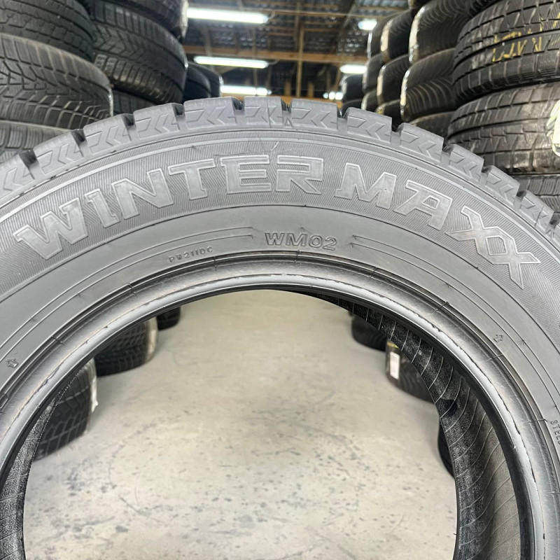 175/70 R14 DUNLOP WINTER MAXX WM02 8mm