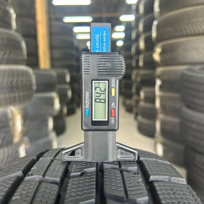 175/65 R14 GOODYEAR ICE NAVI 7 8mm