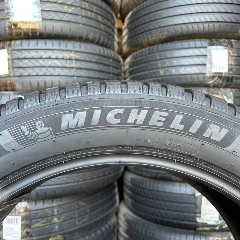 235/50 R19 MICHELIN CROSS CLIMATE 2 SUV 6mm