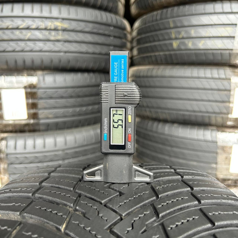 225/40 R19 PIRELLI ALL SEASON CINTURATO SF2 5mm