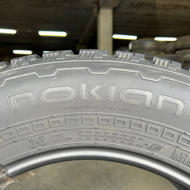 275/60 R20 NOKIAN ROTIVA AT 5mm