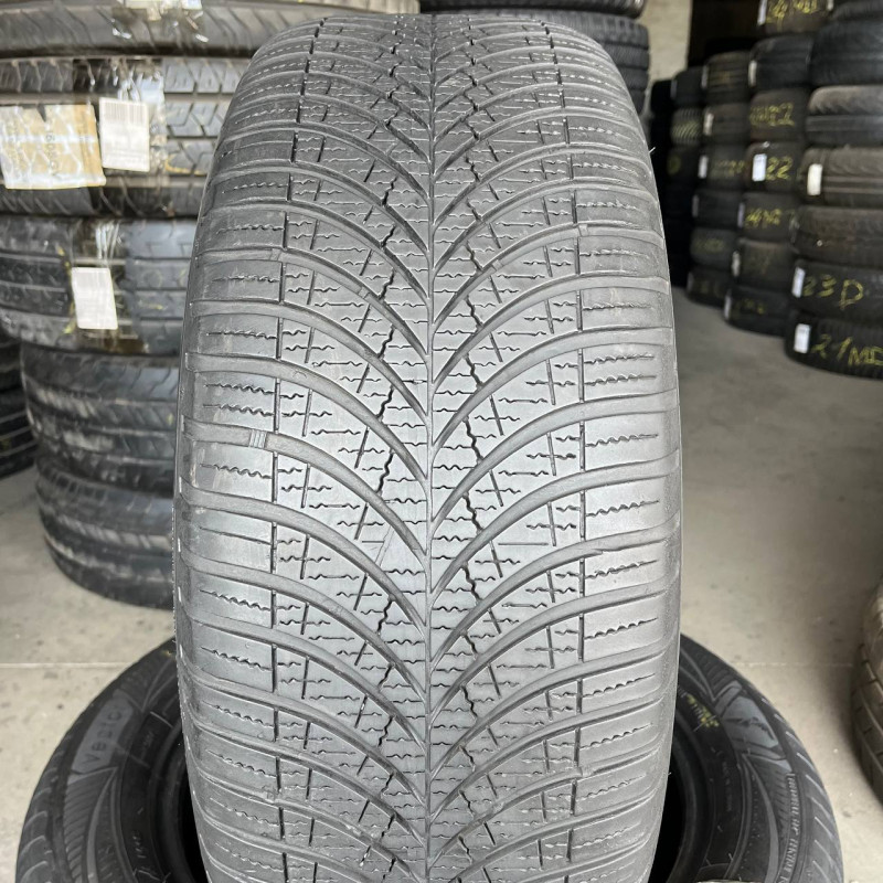 235/55 R17 GOODYEAR VECTOR 4 SEASONS GEN-3 5mm