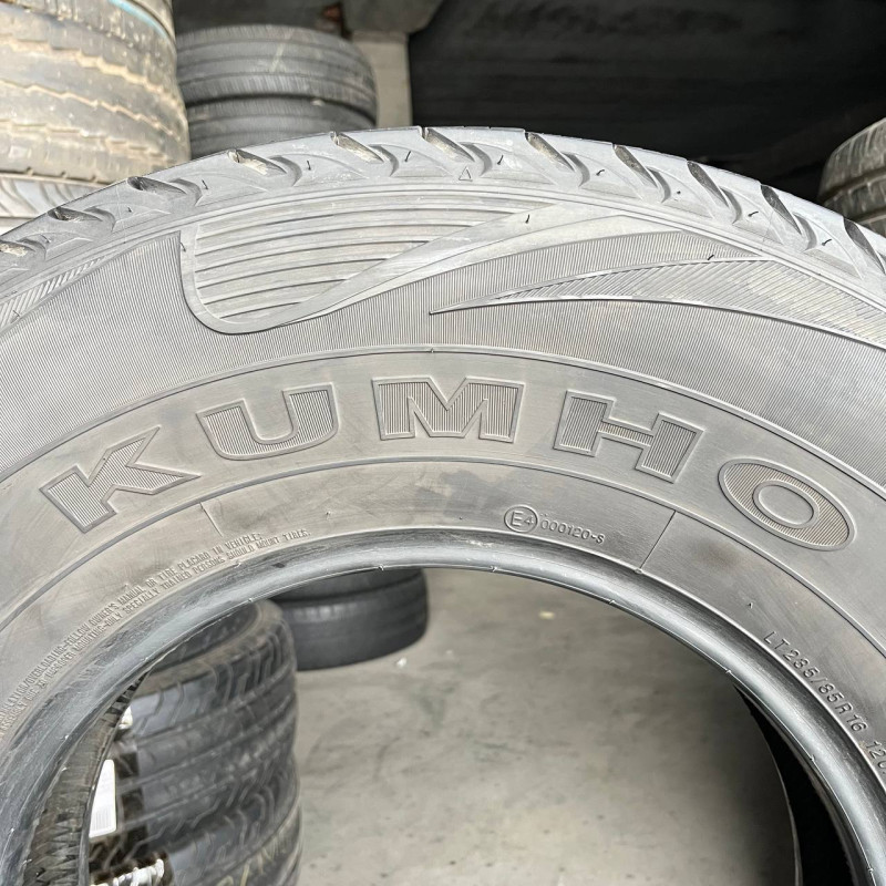 235/85 R16 KUMHO ROAD VENTURE APT 7mm
