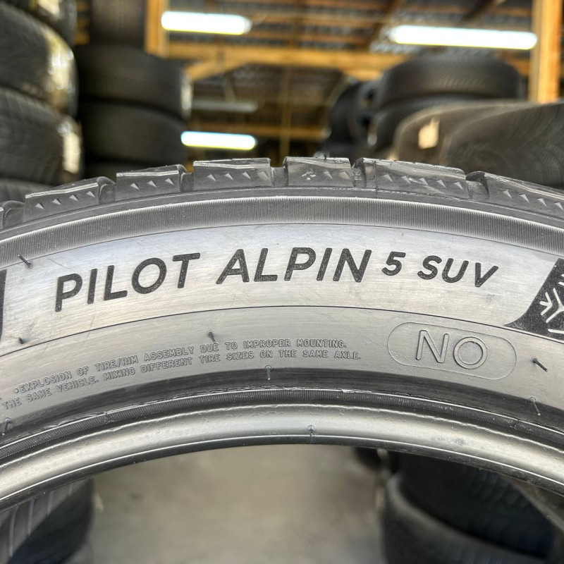305/40 R20 MICHELIN PILOT ALPIN 5 SUV NO 4mm