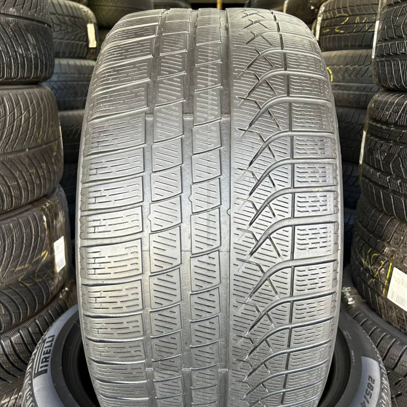 285/40 R20 PIRELLI PZERO WINTER 4mm