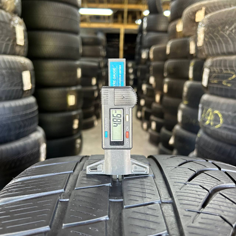 285/40 R20 PIRELLI PZERO WINTER 4mm