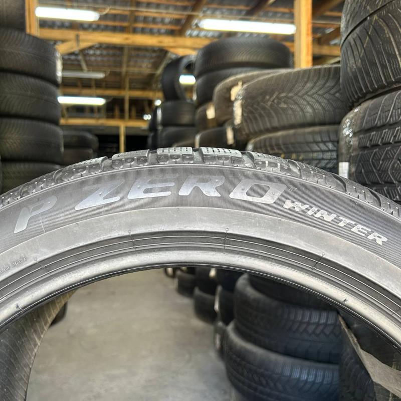 285/40 R20 PIRELLI PZERO WINTER 4mm