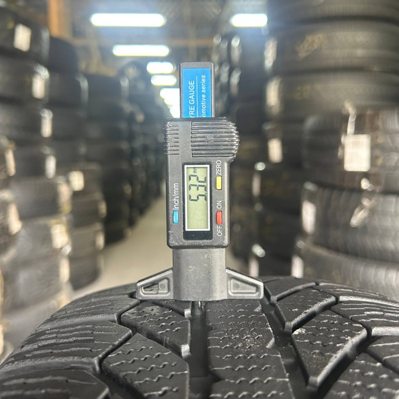 215/60 R17 SEMPERIT MASTER-GRIP 2 5mm