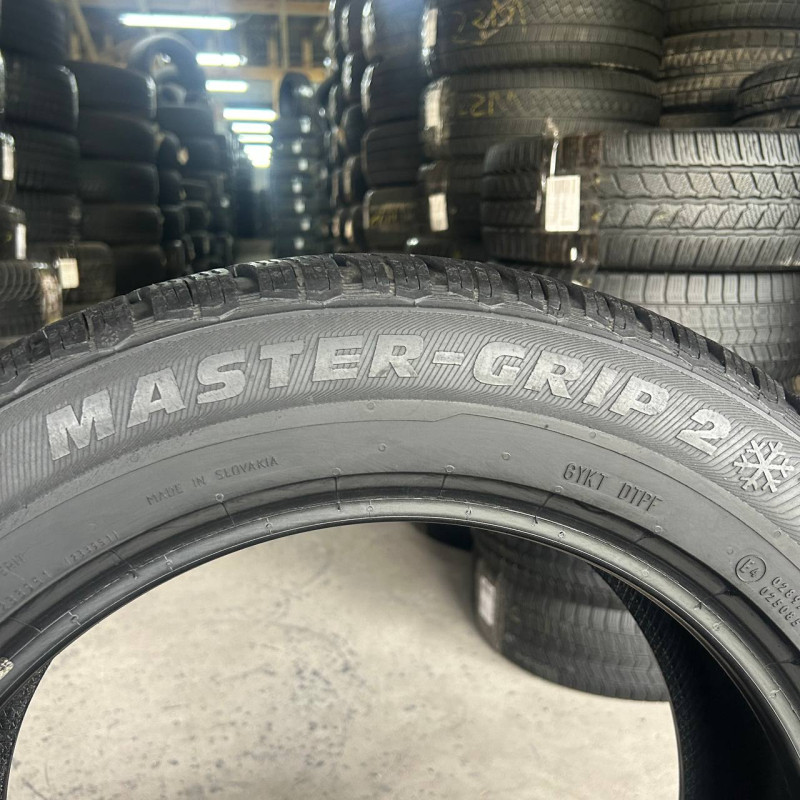 215/60 R17 SEMPERIT MASTER-GRIP 2 5mm