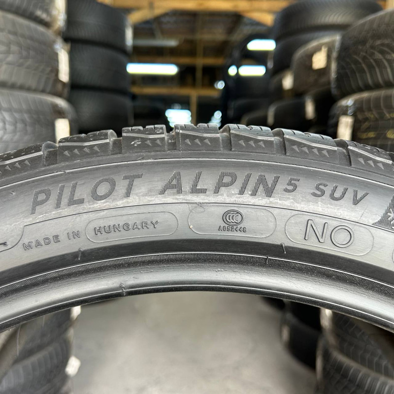 305/35 R21 MICHELIN PILOT ALPIN 5 SUV NO 4mm