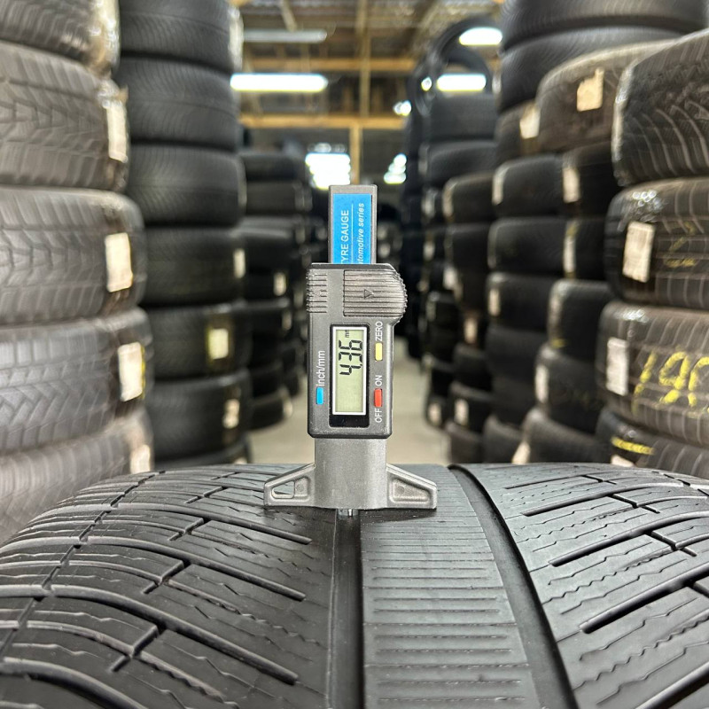 305/35 R21 MICHELIN PILOT ALPIN 5 SUV NO 4mm