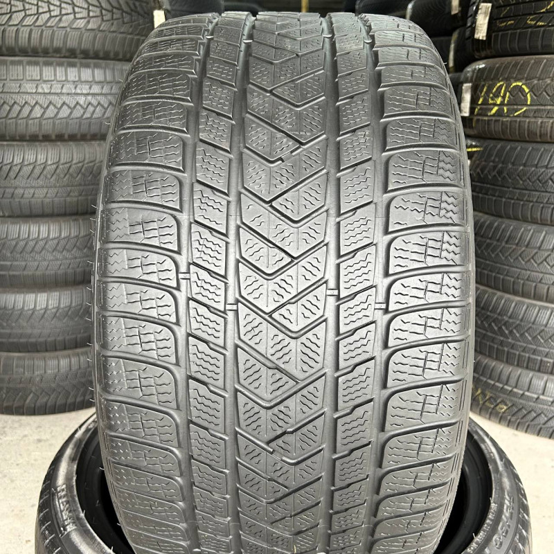 315/30 R21 PIRELLI WINTER SOTTOZERO 3 5mm