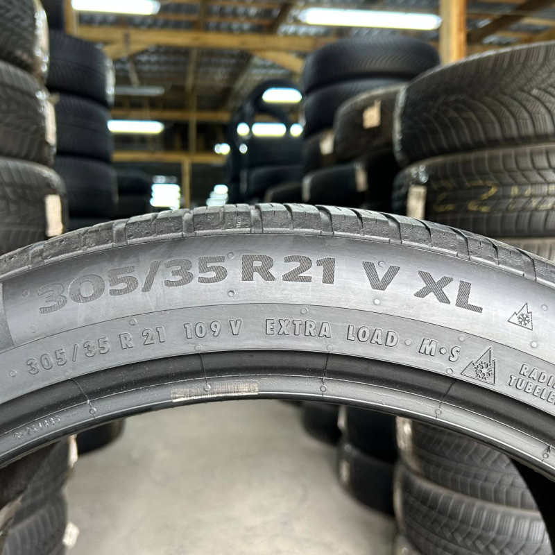 305/35 R21 CONTINENTAL WINTERCONTACT TS860S 5mm
