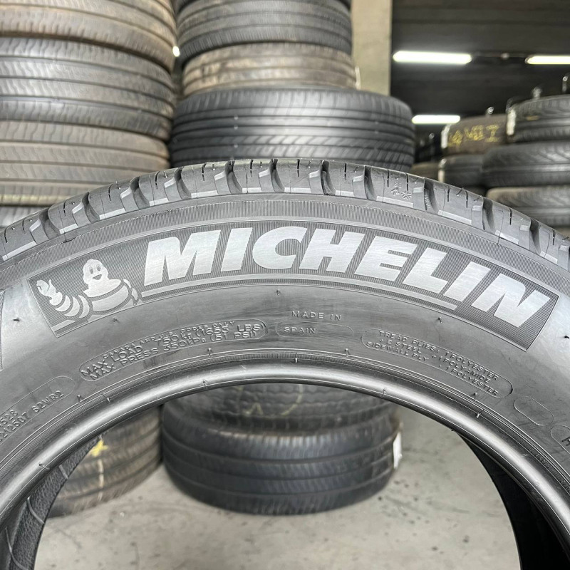 215/65 R16 MICHELIN LATITUDE TOUR HP 7mm