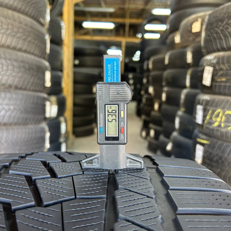 285/30 R22 CONTINENTAL WINTERCONTACT TS860S 5mm