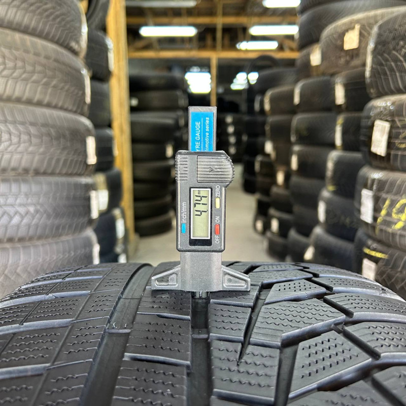 285/45 R21 HANKOOK WINTER I CEPT EVO2 SUV W320A 4mm