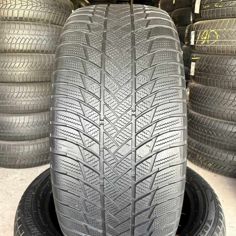 285/45 R21 BRIDGESTONE BLIZZAK LM001 RUN FLAT 5mm
