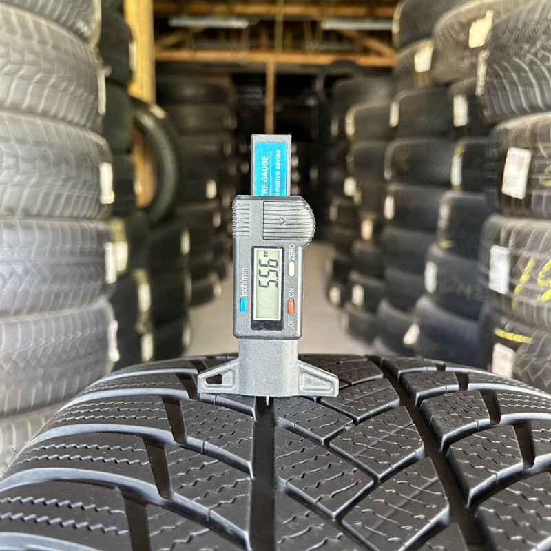 285/45 R21 BRIDGESTONE BLIZZAK LM001 RUN FLAT 5mm