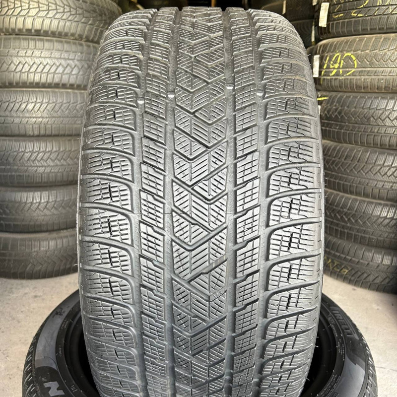 295/40 R20 PIRELLI SCORPION WINTER 6mm