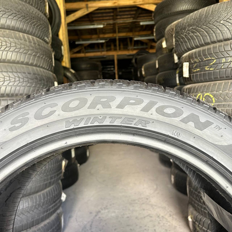 295/40 R20 PIRELLI SCORPION WINTER 4mm