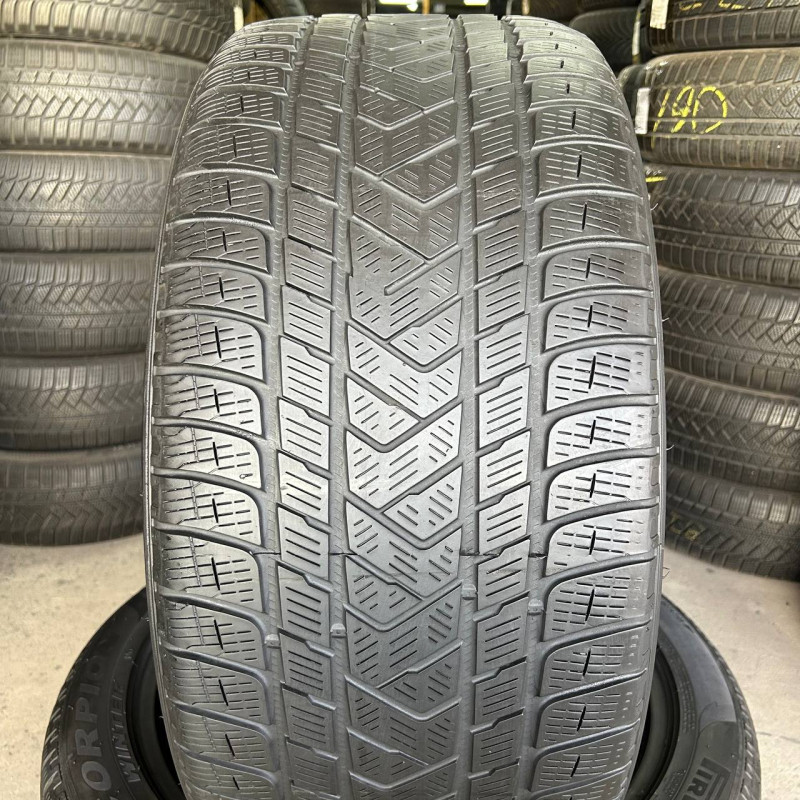 295/40 R20 PIRELLI SCORPION WINTER 4mm