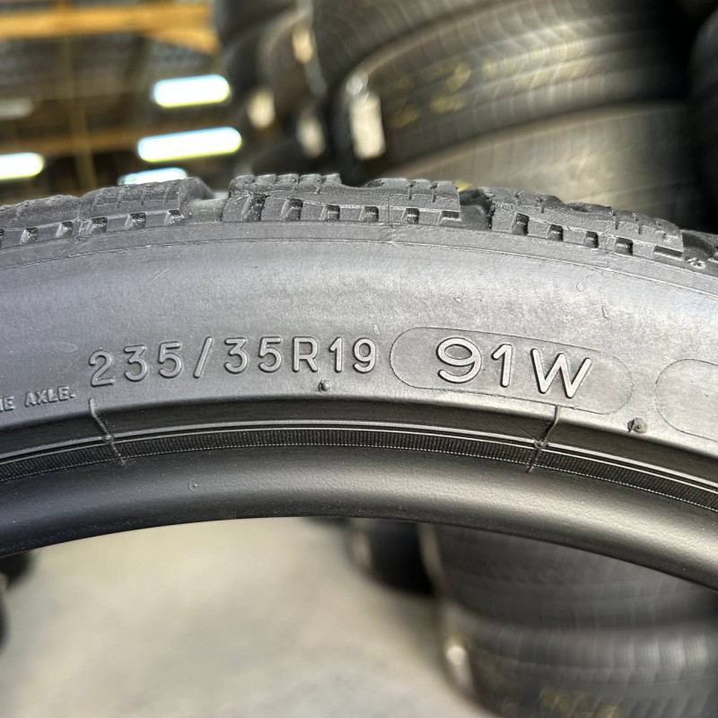 235/35 R19 MICHELIN PILOT ALPIN PA4 5mm