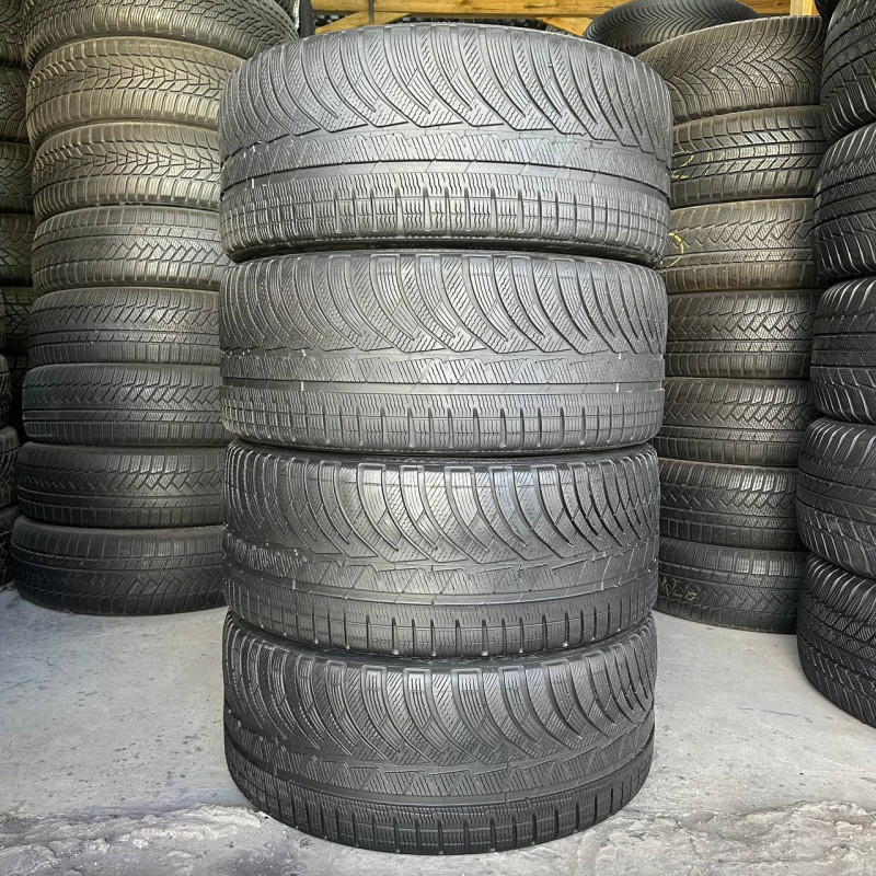235/35 R19 MICHELIN PILOT ALPIN PA4 5mm