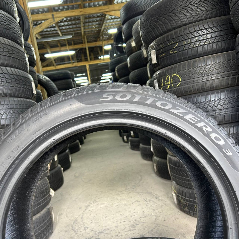245/45 R19 PIRELLI WINTER SOTTOZERO 3 RUN FLAT 5mm