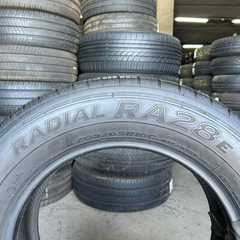 205/65 R16C HANKOOK RADIAL RA28E 6mm