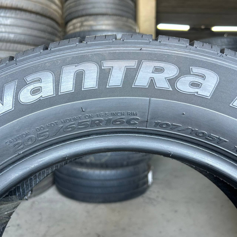 205/65 R16C HANKOOK VANTRA LT RA18 6mm