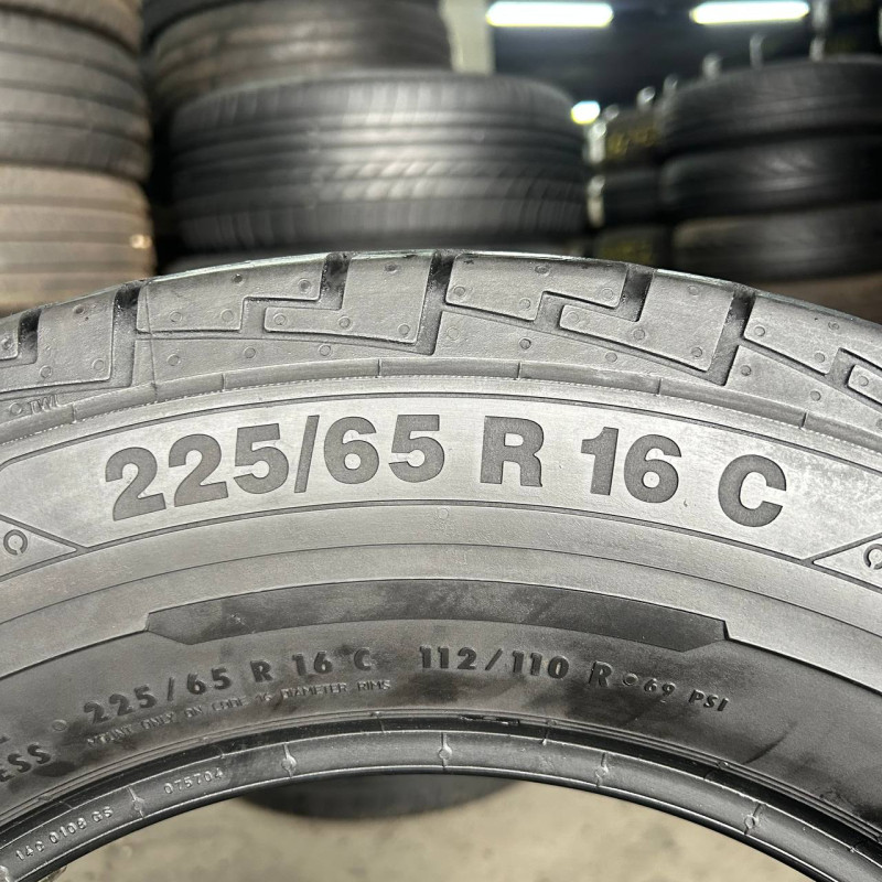 225/65 R16C CONTINENTAL CONTIVANCONTACT 100 8mm