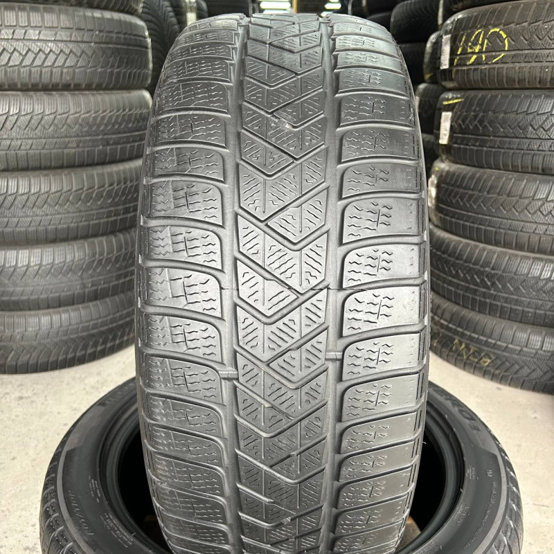 245/45 R19 PIRELLI WINTER SOTTOZERO 3 4mm