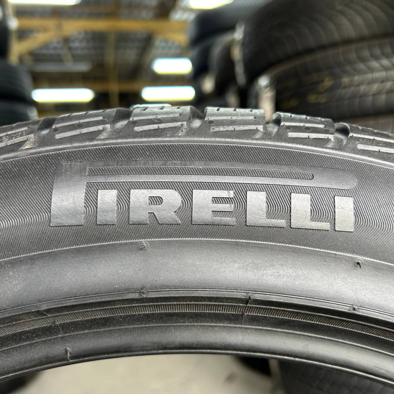 245/45 R19 PIRELLI WINTER SOTTOZERO 3 4mm