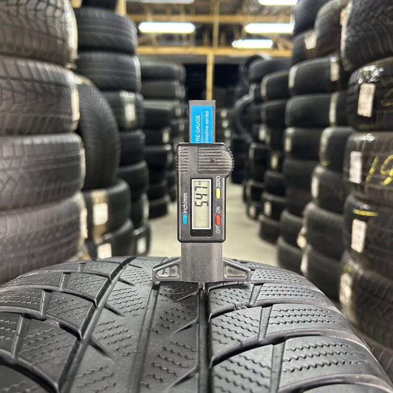245/50 R19 BRIDGESTONE BLIZZAK LM001 RUN FLAT 5mm