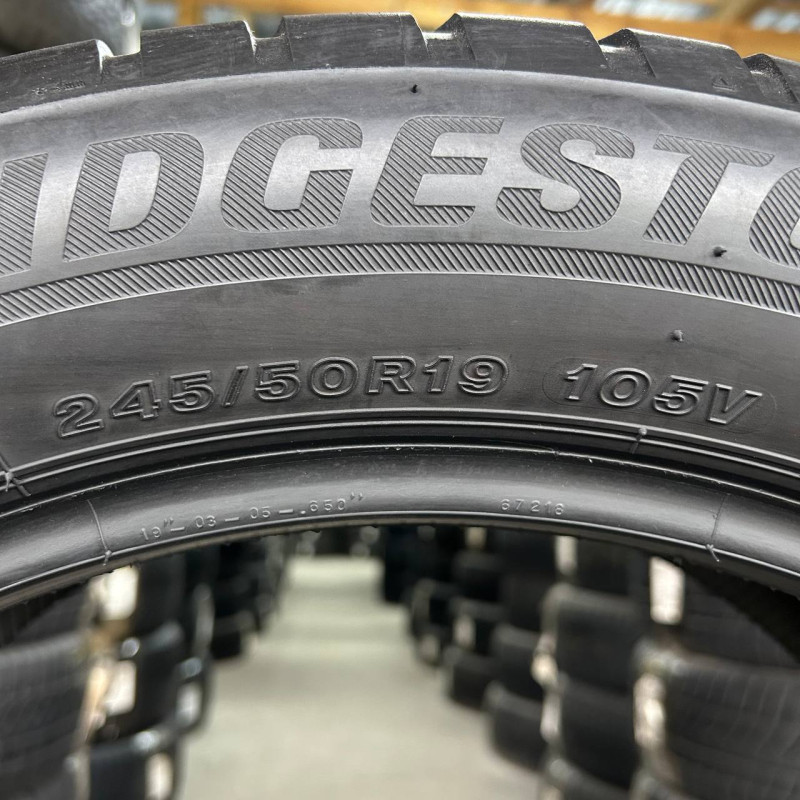245/50 R19 BRIDGESTONE BLIZZAK LM001 RUN FLAT 4mm