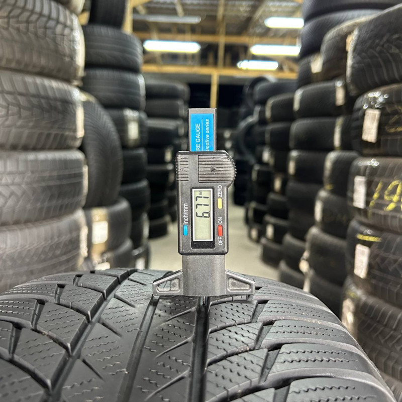 245/50 R19 BRIDGESTONE BLIZZAK LM001 RUN FLAT 6mm