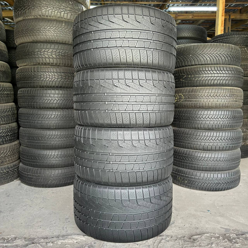 295/30 R19 PIRELLI SOTTOZERO WINTER 240 SERIE II 6mm