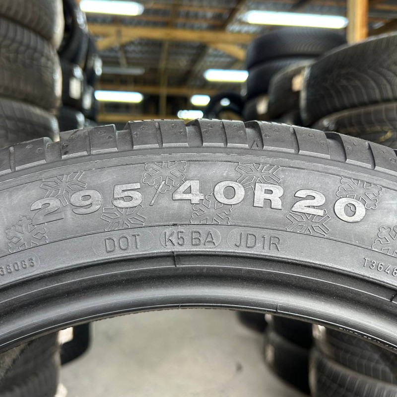 295/40 R20 DUNLOP SP WINTER SPORT 4D 5mm