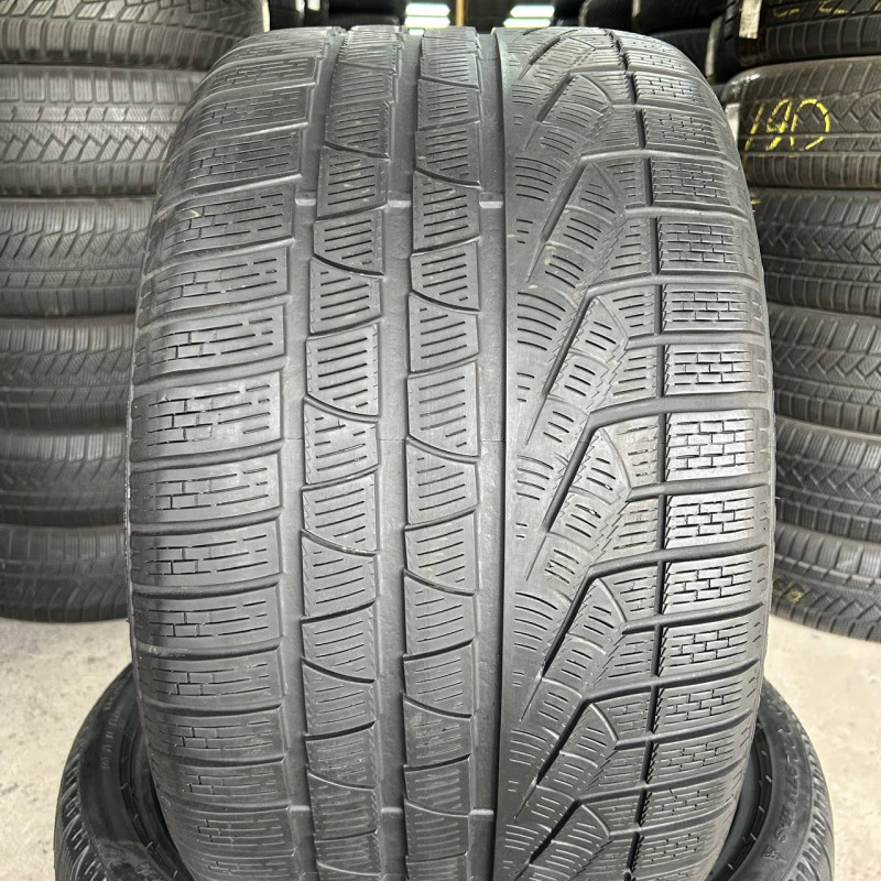295/30 R20 PIRELLI SOTTOZERO WINTER 240 SERIE II 5mm