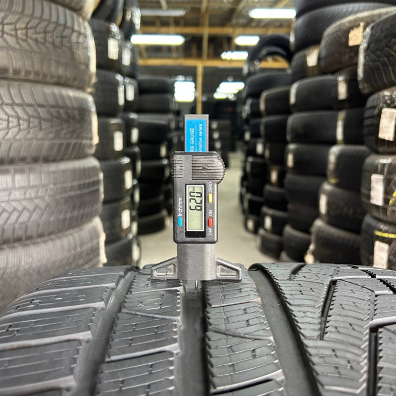 295/30 R20 PIRELLI SOTTOZERO WINTER 240 SERIE II 6mm