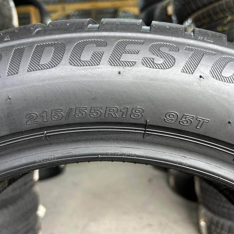 215/55 R18 BRIDGESTONE BLIZZAK LM001 B-SEAL 7mm
