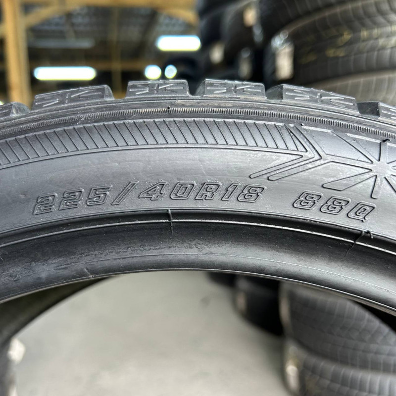 225/40 R18 GOODYEAR ICE NAVI 6 8mm
