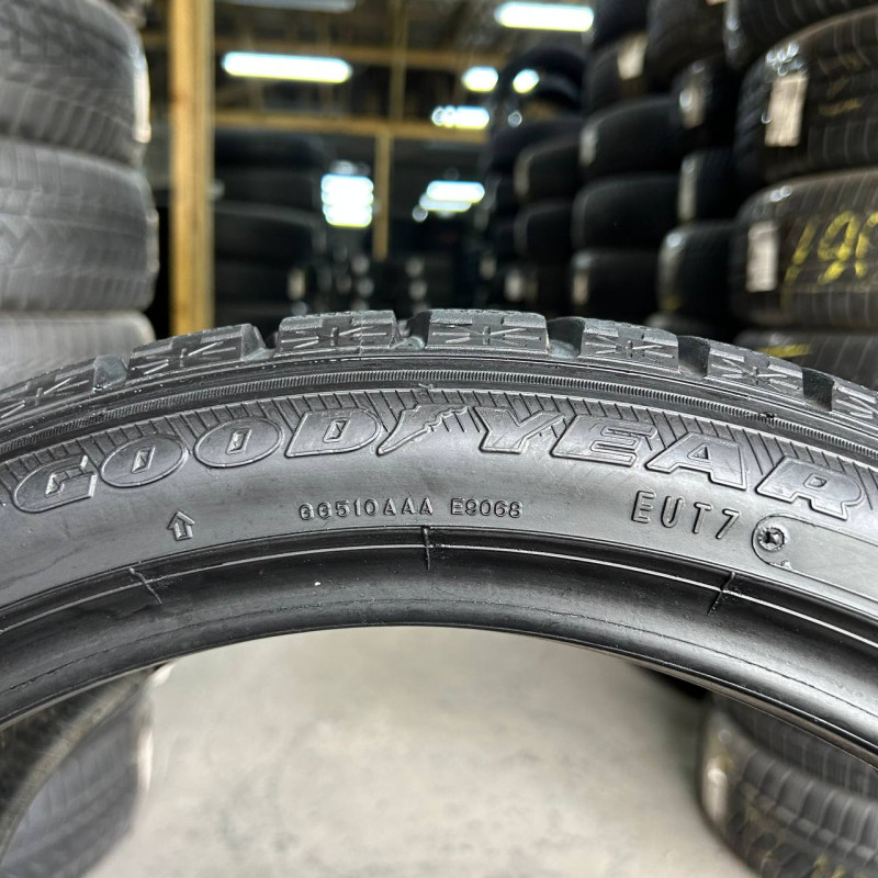 225/40 R18 GOODYEAR ICE NAVI 6 8mm