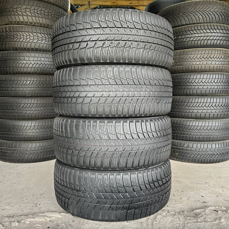 225/40 R18 BRIDGESTONE BLIZZAK LM001 6mm