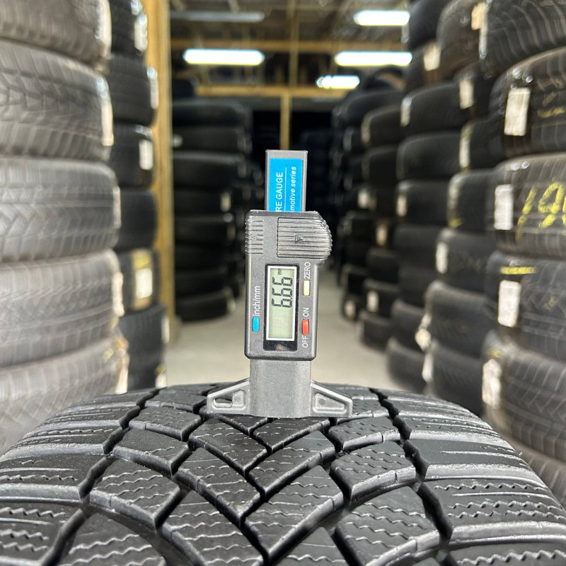 225/40 R18 BRIDGESTONE BLIZZAK LM005 6mm